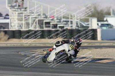 media/Nov-02-2025-CVMA (Sun) [[337aff29ab]]/Race 17-Amateur Supersport Middleweight/